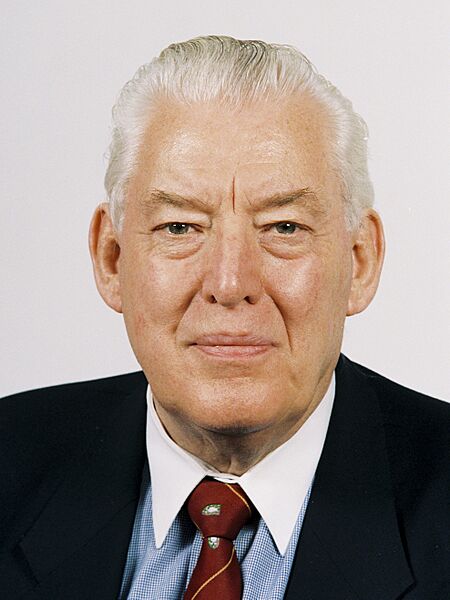 Ian Paisley, 1994 2 (cropped)