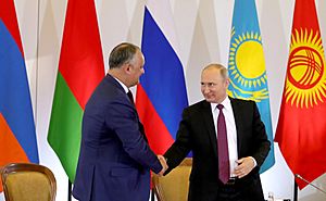 Archivo:Igor Dodon and Vladimir Putin (2018-05-14) 03