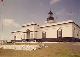 Archivo:Las Cabezas de San Juan Lighthouse2