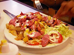 Archivo:Lima salchipapas