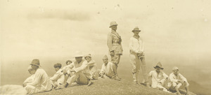 Archivo:Marechal Rondon e sua equipe no cume da Pedra do Cucuí (AM) a expedição da Comissão de Inspeção de Fronteiras
