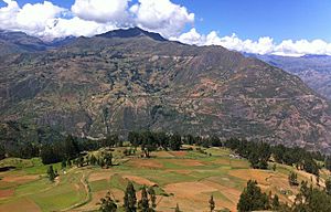 Archivo:Panorama comunidad de Uchusquillo 1