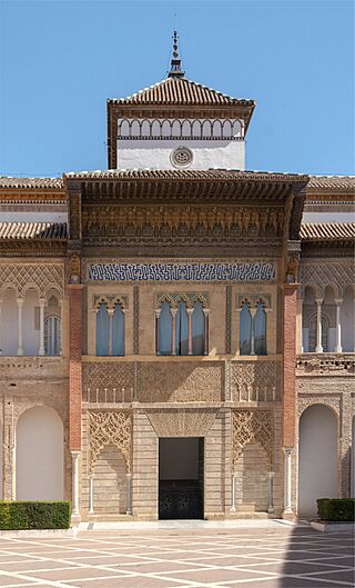 Patio de la Monteria Palace Pedro I Alcazar Seville Spain.jpg