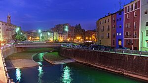 Archivo:Río Vero (Barbastro)