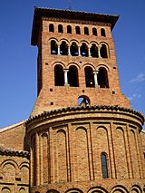 Archivo:Sahagun - Iglesia de San Tirso 07