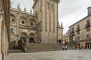 Archivo:Santiago Compostela Cathedral 2023 - Praterias
