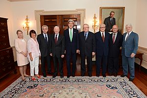 Archivo:Secretary Kerry Meets With the Elders