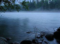 Archivo:Skagit River mist