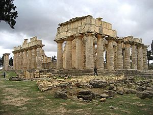 Archivo:Temple of Zeus - Cyrene