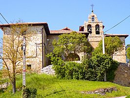 Villanueva de la Oca (La Puebla de Arganzón, Treviño) - Iglesia de San Pedro 01.jpg