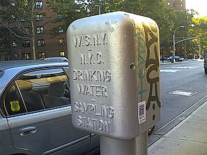 Archivo:WaterSamplingStation