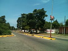 Archivo:AvenidaBellaVista-Cumarebo