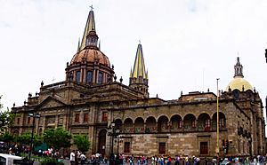 Archivo:CatedraldeGuadalajara