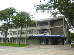 Ciudad Universitaria de Caracas, sede de la FCU (Plaza del Rectorado)
