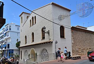 Archivo:Església de la Mare de Déu dels Desemparats, Moraira