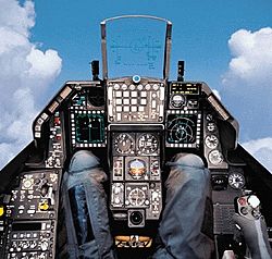 Archivo:F-16C cockpit m02006112700032