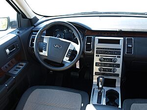 Archivo:Ford Flex 03