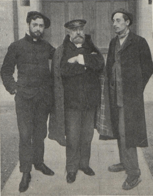 Archivo:Guillermo Moore con su hijo y Juan Rique