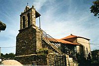 Archivo:Iglesia Villarino Tras la Sierra