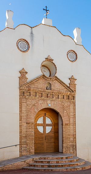 Archivo:Iglesia de San Martín de Tours, Torrellas, Zaragoza, España, 2017-05-23, DD 61