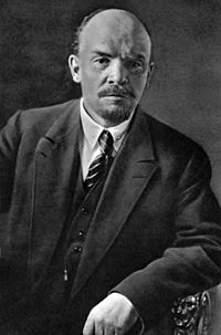 Archivo:Lenin 1920