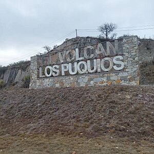 Archivo:Los puquios