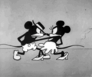 Archivo:Mickey and Minnie Mouse's dance in The Gallopin' Gaucho (1928)