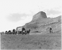 Archivo:Oregon Trail reenactment at Scotts Bluff