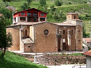Archivo:Parroquia de San Andrés, Tresviso ( Cantabria)