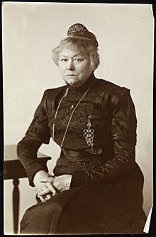 Portrett av Harriet Backer (1845-1932) (9390378423).jpg