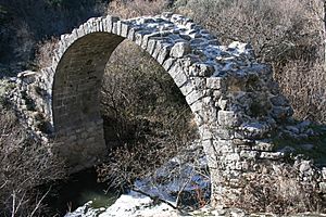 Puente de la Alcanzorla.jpg