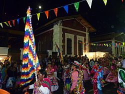 Archivo:Tarqueada Carnaval con la Fuerza del Sol 2014