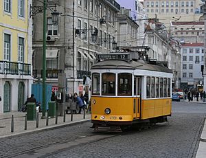 Archivo:Tranvía de Lisboa