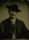 Archivo:Wyatt earp 1870s