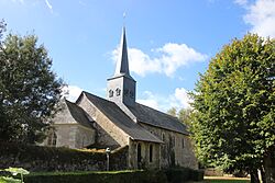 Église Saint-Aubin de Pincé (1) - wiki takes Sablé.jpg