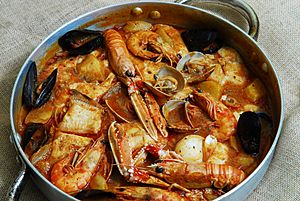 Archivo:Ametlla de mar, suquet, gastronomia, pescado, cigala