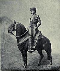 Archivo:El duque de Sesto a caballo en 1874