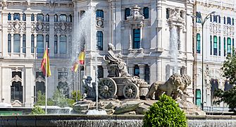 Fuente de Cibeles, Plaza de Cibeles, Madrid, España, 2017-05-18, DD 10