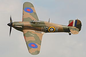 Hawker Hurricane I 'R4118 UP-W' (G-HUPW) (41455530471).jpg