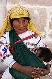 Archivo:Huichol indian