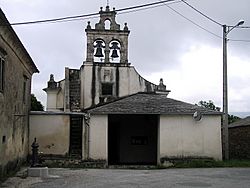 Igrexa parroquial de Ove, Ribadeo.JPG