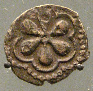 Archivo:Mamluk Muhammad b Qalawun copper fals 1310 1341