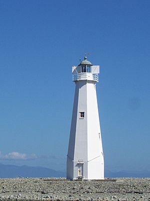 Archivo:Nelson Lighthouse 002
