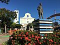 Parroquia San Pedro y parque central de Ciudad Darío
