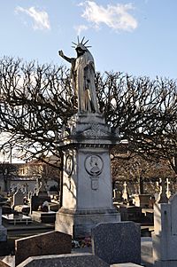 Archivo:Rueil-Malmaison Monument des Trois Enfants de la Reine Marie Christine de Bourbon 001