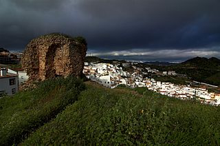Almogia y la Torre de la Vela.jpg