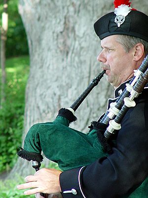 Archivo:Amazing Grace Bagpipes