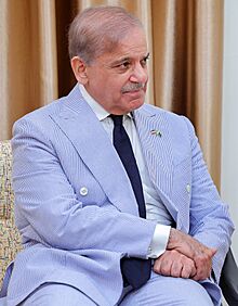 Ayatollah Ali Khamenei met with Pakistani Prime Minister Shehbaz Sharif 1404-3-7 (cropped).jpg