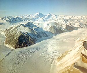 Archivo:Beardmore Glacier - Antarctica