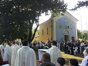 Archivo:Beata Vergine Maria del monte Carmelo, santuario di Acquafondata